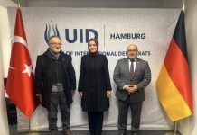 Hamburg’da Türk toplumunun geleceği masaya yatırıldı