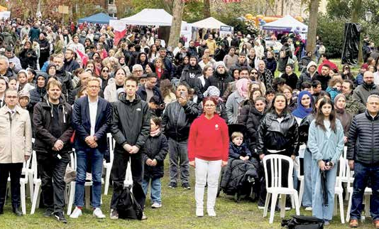 HAMBURG’DA 23 NiSAN COŞKUSU